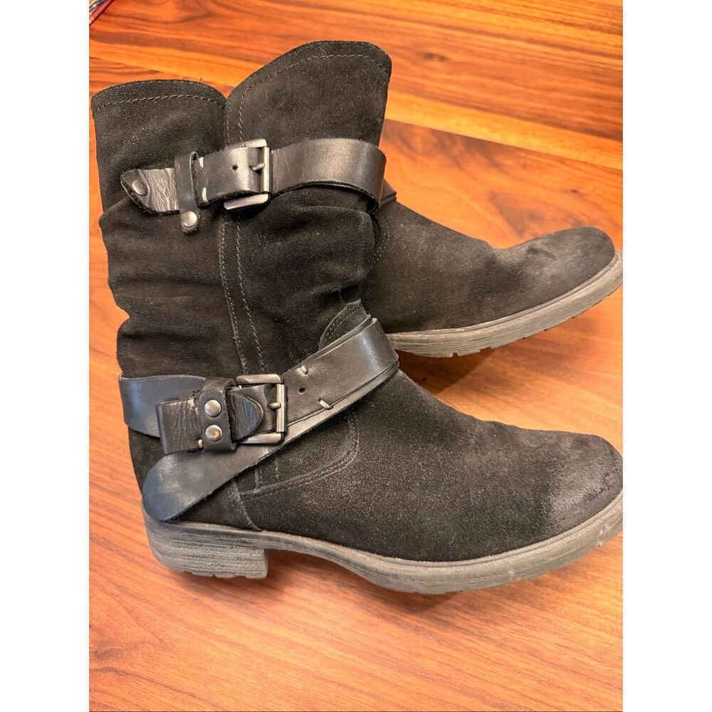 Earth Women's Black Everwood Suede Double Buckle Slouchy Mid-Shaft Boots Sz 8.5